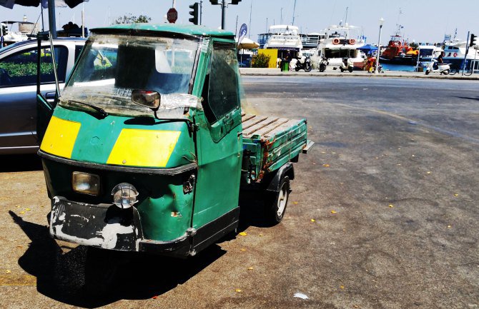 20011037374_eb320db0c3_o