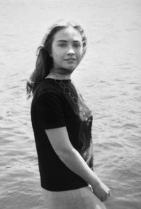 young-hillary-clinton-main-688x1024