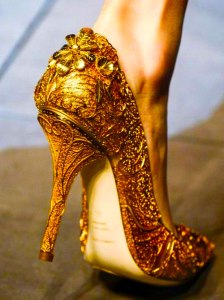 golden-shoes-6