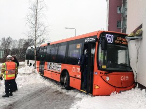 bussionnettomuus viikki 26.1.2016
