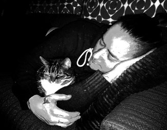 the-girl-and-the-cat-1