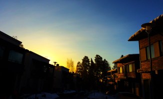 Sunrise-over-Suburbia--(DAYONE)